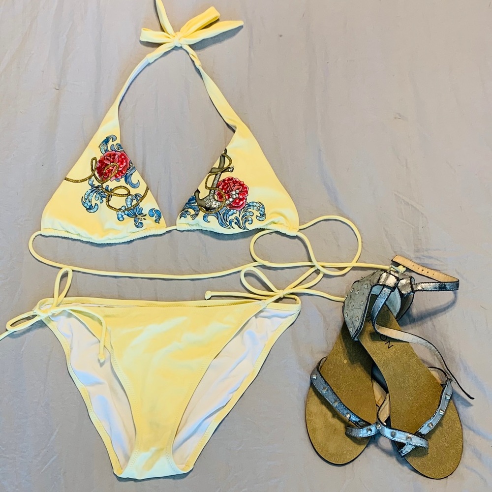 🌼 Victoria Secret anchor bikini! 🌼